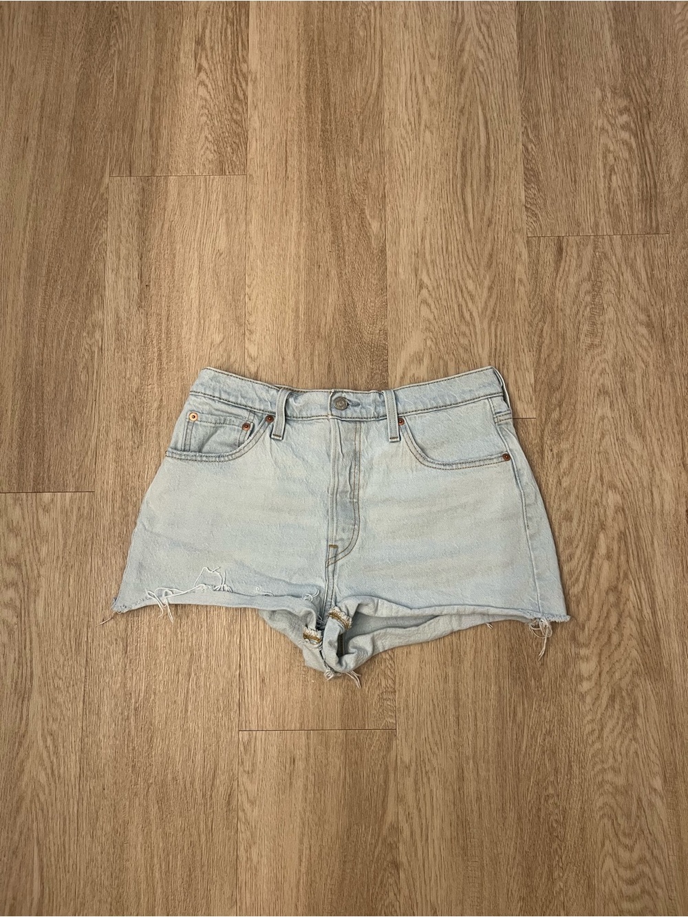 levi’s jean shorts